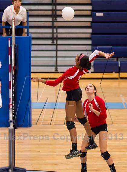 Thumbnail 1 in McLean @ Yorktown photogallery.