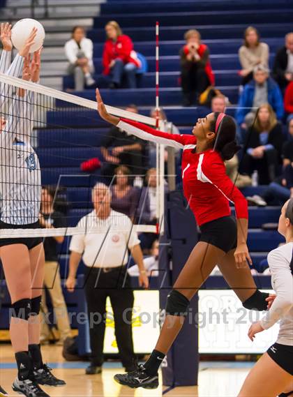 Thumbnail 1 in McLean @ Yorktown photogallery.