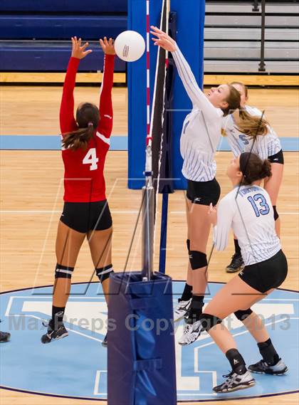 Thumbnail 1 in McLean @ Yorktown photogallery.