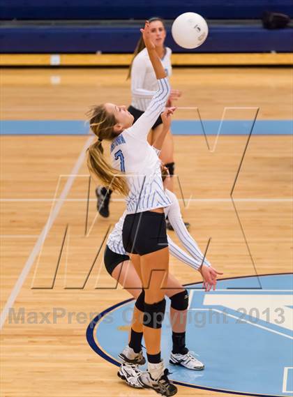 Thumbnail 3 in McLean @ Yorktown photogallery.