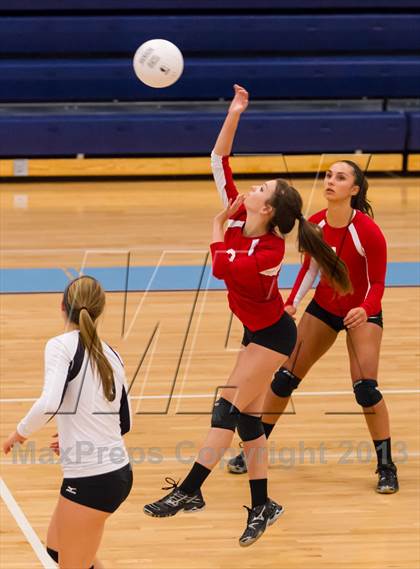 Thumbnail 1 in McLean @ Yorktown photogallery.
