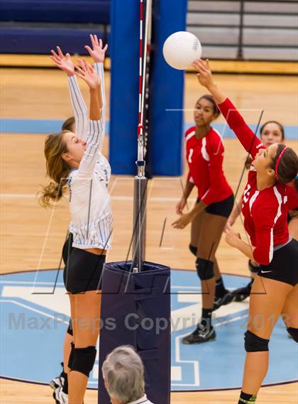 Thumbnail 1 in McLean @ Yorktown photogallery.