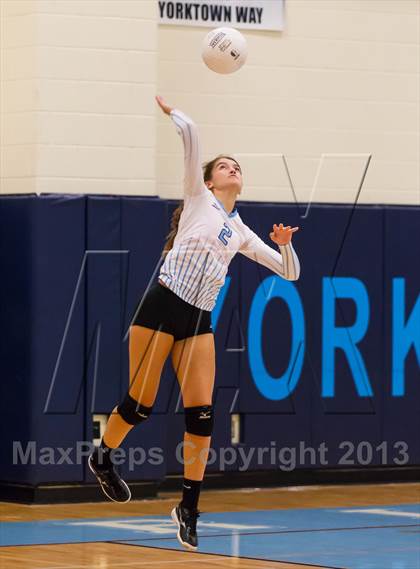 Thumbnail 1 in McLean @ Yorktown photogallery.