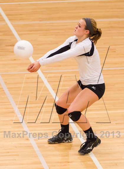 Thumbnail 3 in McLean @ Yorktown photogallery.