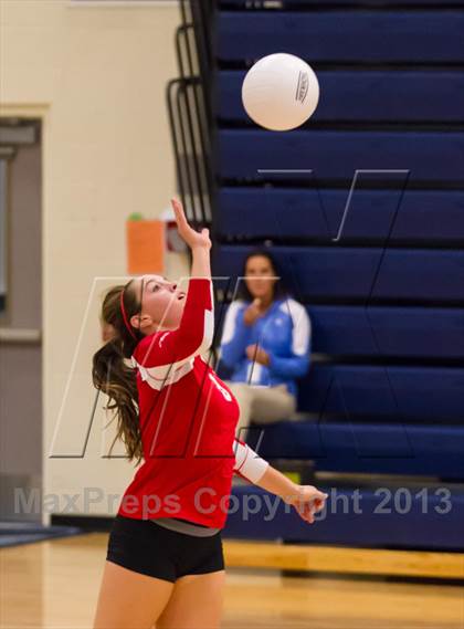 Thumbnail 3 in McLean @ Yorktown photogallery.