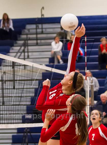 Thumbnail 1 in McLean @ Yorktown photogallery.