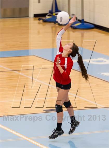 Thumbnail 1 in McLean @ Yorktown photogallery.