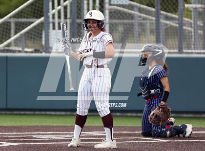 Thumbnail 3 in East View @ Dripping Springs (UIL 5A Bi-District Playoff) photogallery.