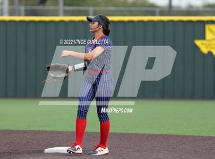 Thumbnail 3 in East View @ Dripping Springs (UIL 5A Bi-District Playoff) photogallery.