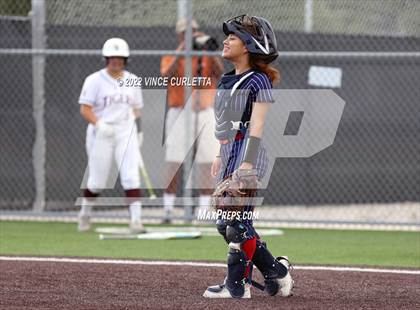 Thumbnail 2 in East View @ Dripping Springs (UIL 5A Bi-District Playoff) photogallery.
