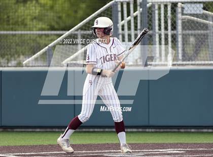 Thumbnail 3 in East View @ Dripping Springs (UIL 5A Bi-District Playoff) photogallery.