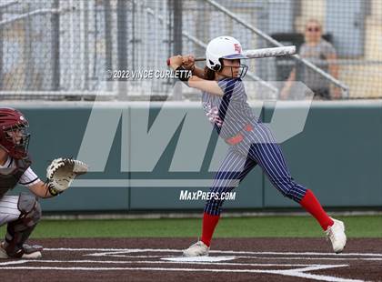 Thumbnail 3 in East View @ Dripping Springs (UIL 5A Bi-District Playoff) photogallery.