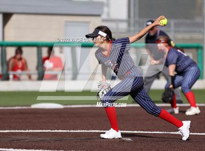 Thumbnail 1 in East View @ Dripping Springs (UIL 5A Bi-District Playoff) photogallery.