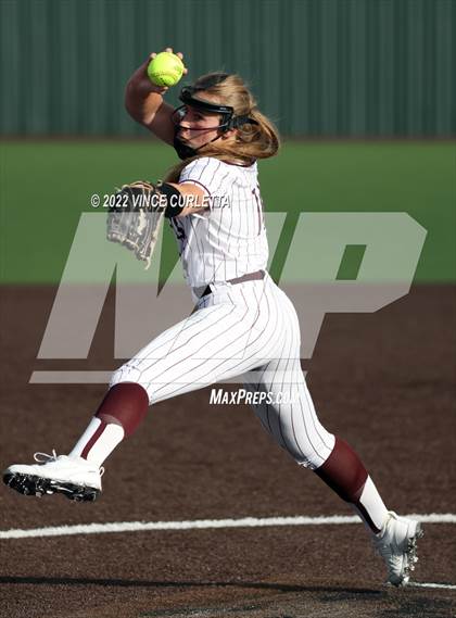Thumbnail 2 in East View @ Dripping Springs (UIL 5A Bi-District Playoff) photogallery.