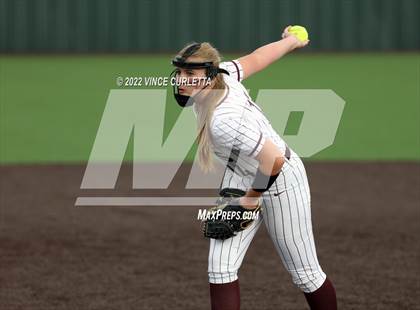 Thumbnail 3 in East View @ Dripping Springs (UIL 5A Bi-District Playoff) photogallery.