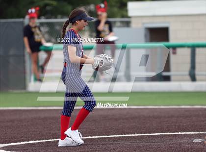Thumbnail 2 in East View @ Dripping Springs (UIL 5A Bi-District Playoff) photogallery.