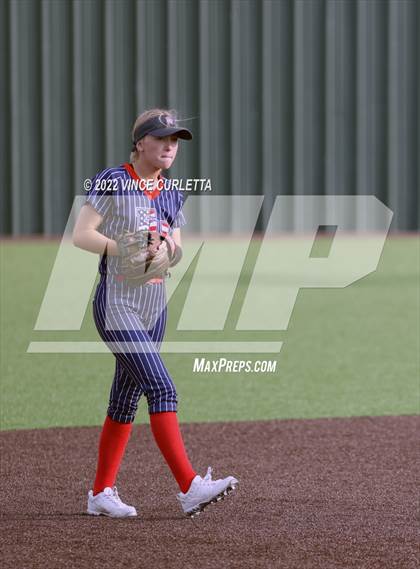 Thumbnail 3 in East View @ Dripping Springs (UIL 5A Bi-District Playoff) photogallery.