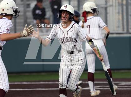 Thumbnail 3 in East View @ Dripping Springs (UIL 5A Bi-District Playoff) photogallery.