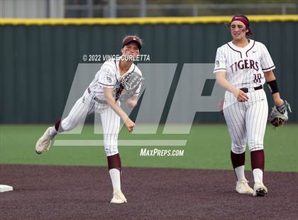 Thumbnail 1 in East View @ Dripping Springs (UIL 5A Bi-District Playoff) photogallery.