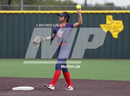 Thumbnail 2 in East View @ Dripping Springs (UIL 5A Bi-District Playoff) photogallery.