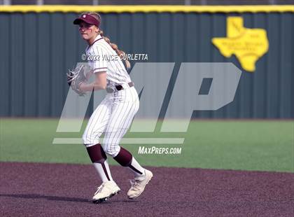 Thumbnail 2 in East View @ Dripping Springs (UIL 5A Bi-District Playoff) photogallery.