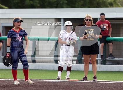 Thumbnail 1 in East View @ Dripping Springs (UIL 5A Bi-District Playoff) photogallery.