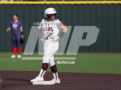 Thumbnail 3 in East View @ Dripping Springs (UIL 5A Bi-District Playoff) photogallery.