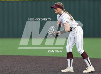 Thumbnail 1 in East View @ Dripping Springs (UIL 5A Bi-District Playoff) photogallery.