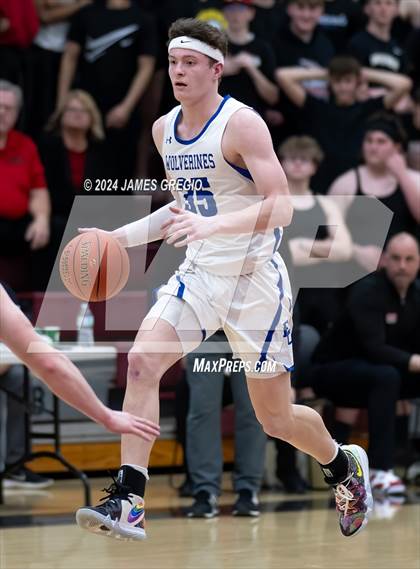 Thumbnail 1 in Ellwood City vs. Mohawk Area (PIAA 3A Round 2) photogallery.