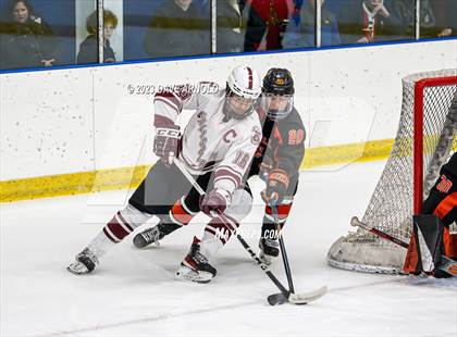 Thumbnail 3 in Kimball Union Academy vs. Salisbury School (Flood-Marr Tournament Final) photogallery.