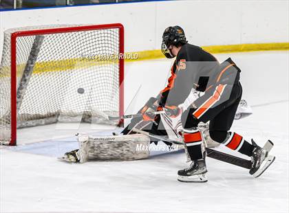 Thumbnail 3 in Kimball Union Academy vs. Salisbury School (Flood-Marr Tournament Final) photogallery.