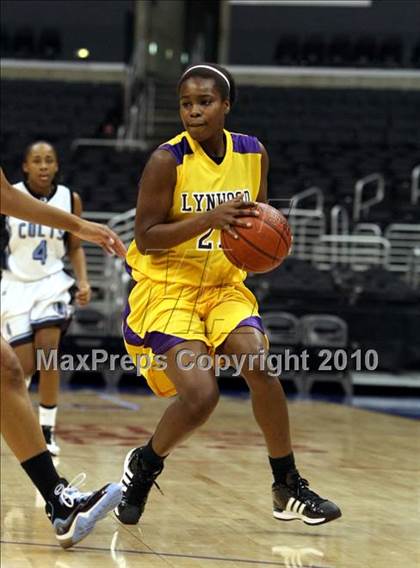 Thumbnail 1 in Lynwood @ Carson (Staples Center Tournament) photogallery.