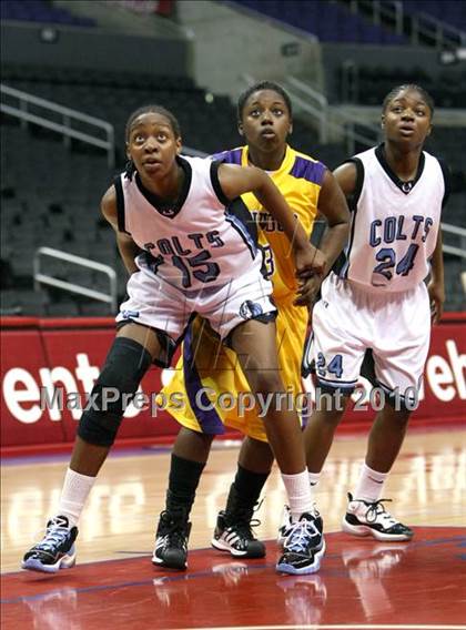 Thumbnail 3 in Lynwood @ Carson (Staples Center Tournament) photogallery.