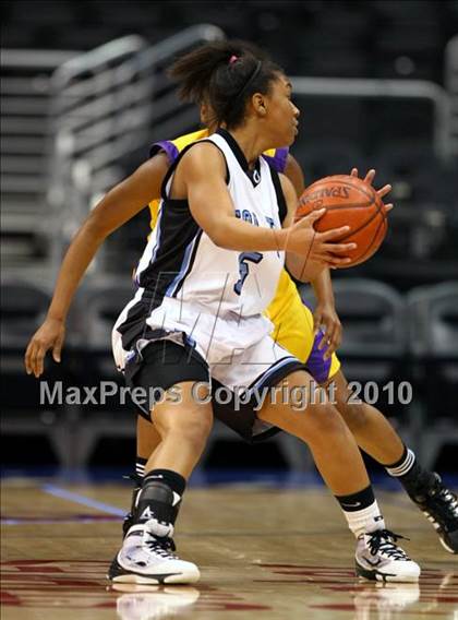 Thumbnail 2 in Lynwood @ Carson (Staples Center Tournament) photogallery.