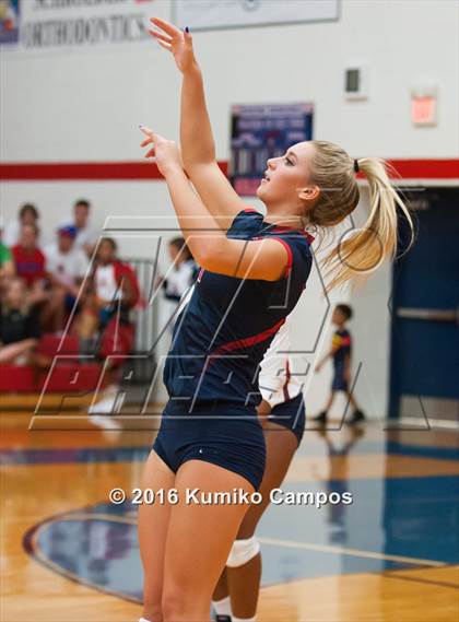 Thumbnail 2 in Carroll @ Grapevine photogallery.