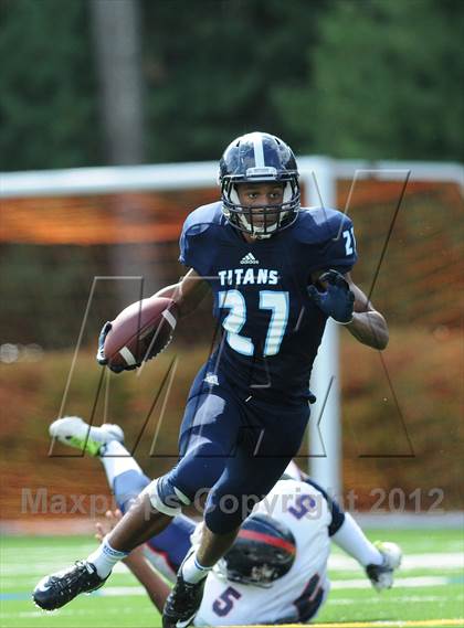 Thumbnail 3 in Manchester Memorial @ Nashua North photogallery.