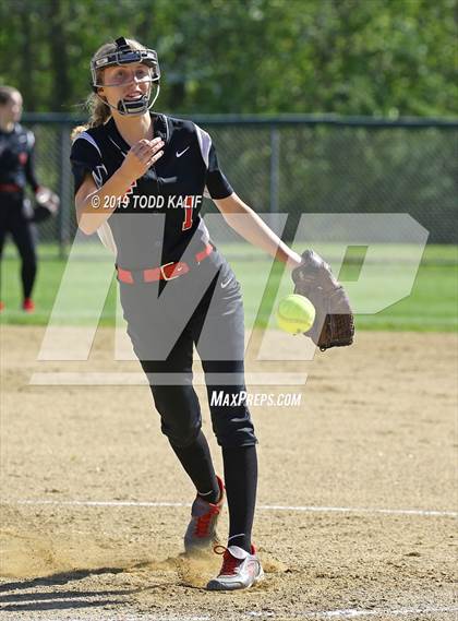Thumbnail 2 in Fitch vs Griswold (ECC First Round) photogallery.
