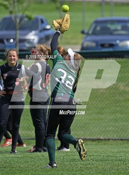Thumbnail 3 in Fitch vs Griswold (ECC First Round) photogallery.