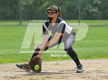 Thumbnail 2 in Fitch vs Griswold (ECC First Round) photogallery.