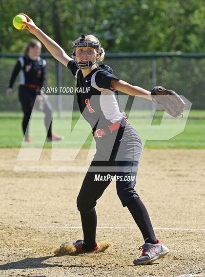 Thumbnail 1 in Fitch vs Griswold (ECC First Round) photogallery.