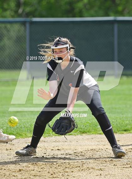 Thumbnail 1 in Fitch vs Griswold (ECC First Round) photogallery.