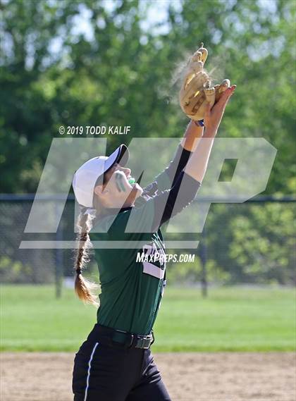 Thumbnail 1 in Fitch vs Griswold (ECC First Round) photogallery.