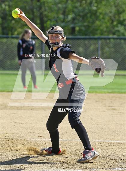 Thumbnail 2 in Fitch vs Griswold (ECC First Round) photogallery.