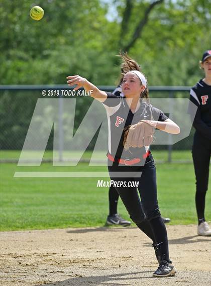 Thumbnail 3 in Fitch vs Griswold (ECC First Round) photogallery.