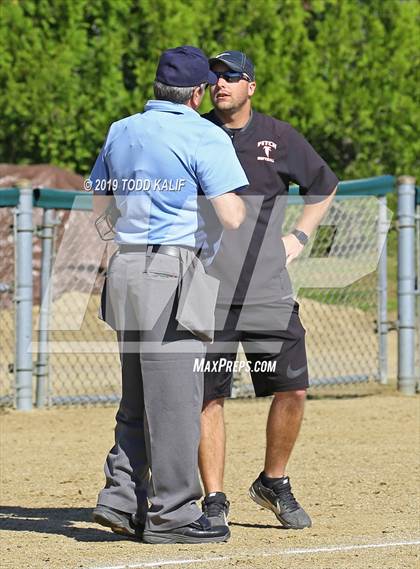 Thumbnail 1 in Fitch vs Griswold (ECC First Round) photogallery.