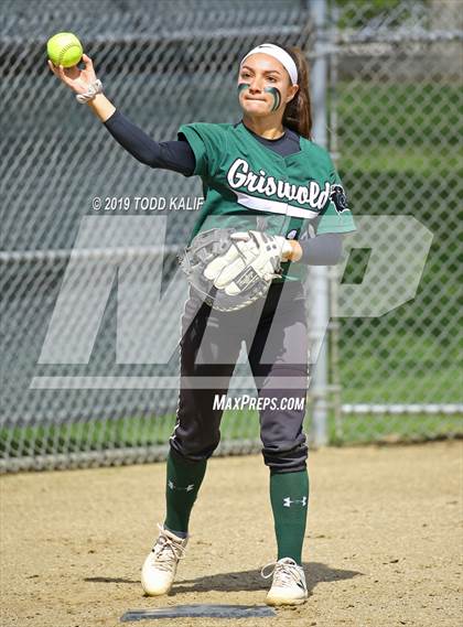 Thumbnail 3 in Fitch vs Griswold (ECC First Round) photogallery.