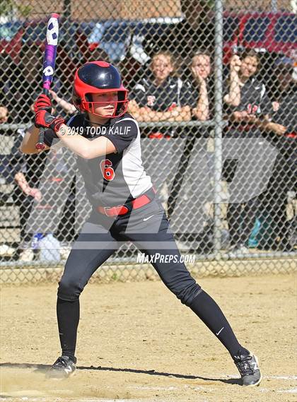 Thumbnail 1 in Fitch vs Griswold (ECC First Round) photogallery.