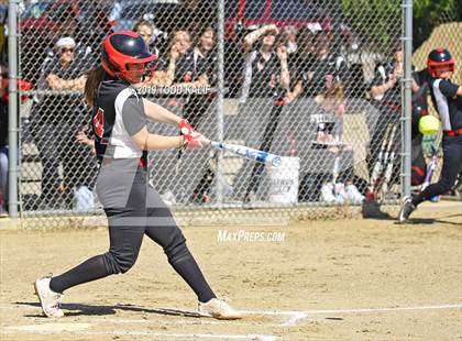 Thumbnail 1 in Fitch vs Griswold (ECC First Round) photogallery.