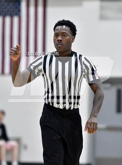 Thumbnail 1 in Del Oro vs. Davis (Les Curry Invitational) photogallery.