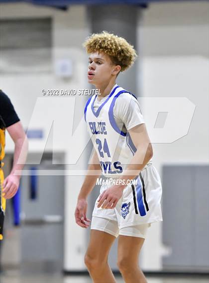Thumbnail 3 in Del Oro vs. Davis (Les Curry Invitational) photogallery.